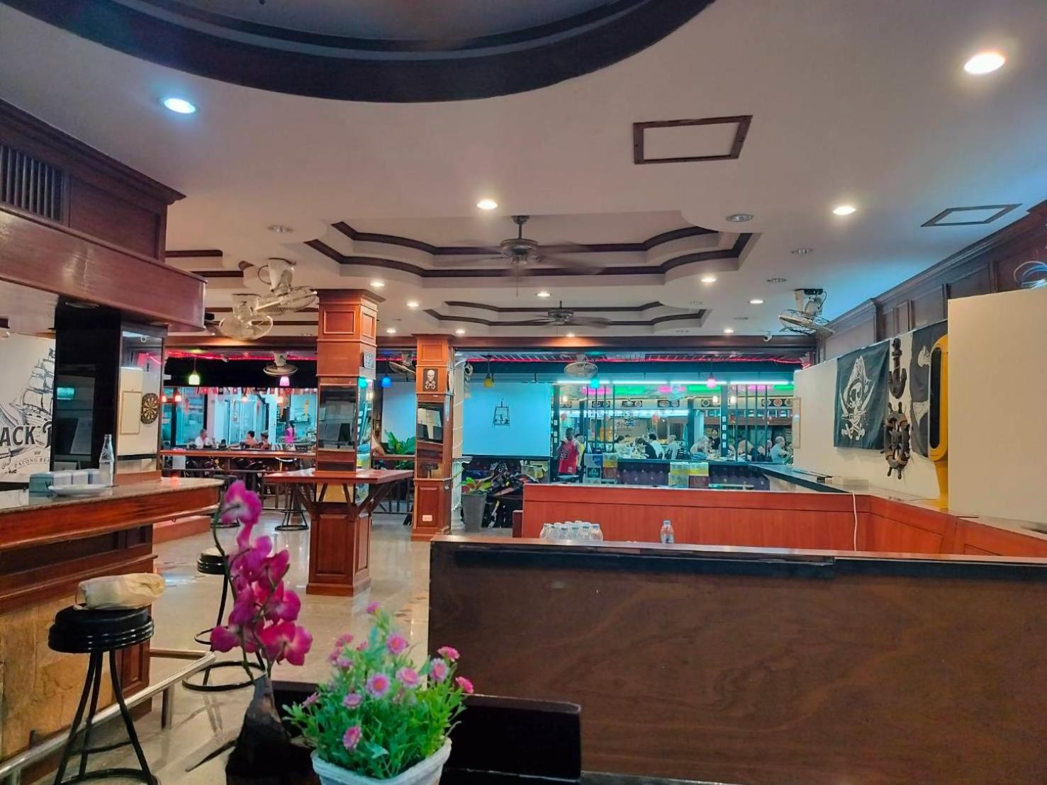 Hack Patong Beach Hotel Eksteriør billede