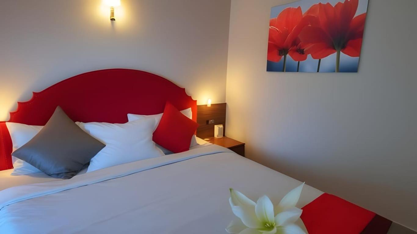 Hack Patong Beach Hotel Værelse billede