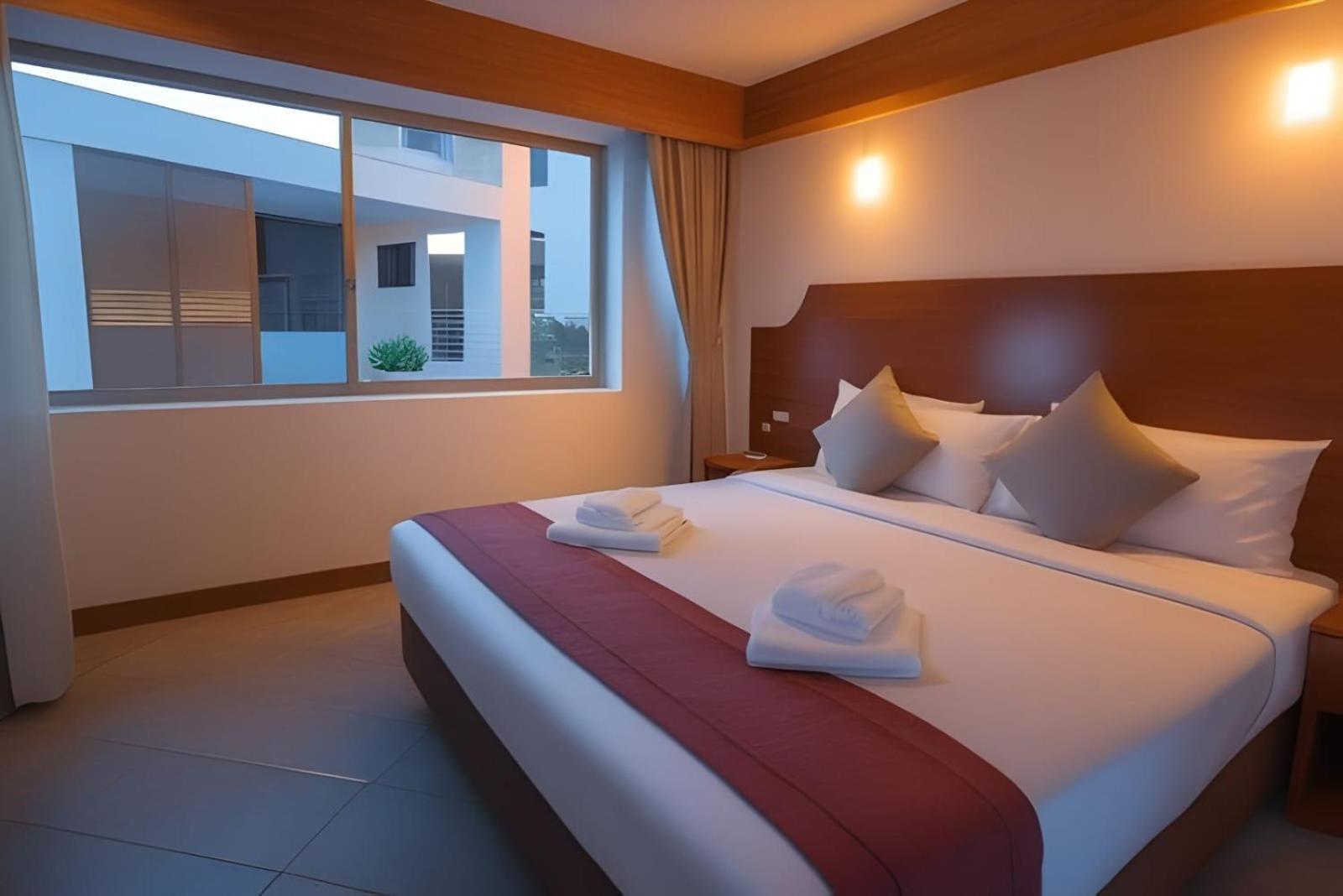 Hack Patong Beach Hotel Eksteriør billede