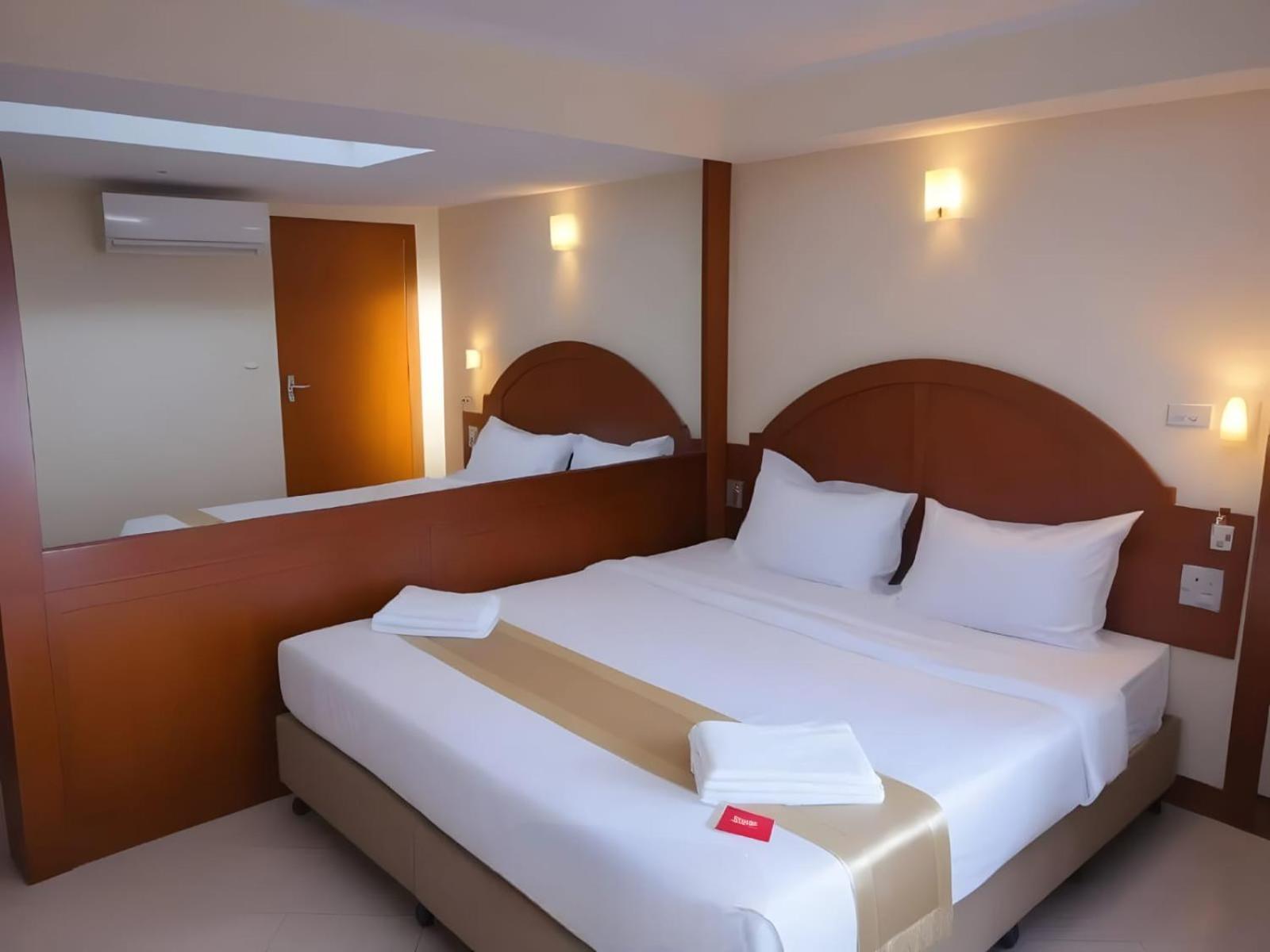 Hack Patong Beach Hotel Værelse billede