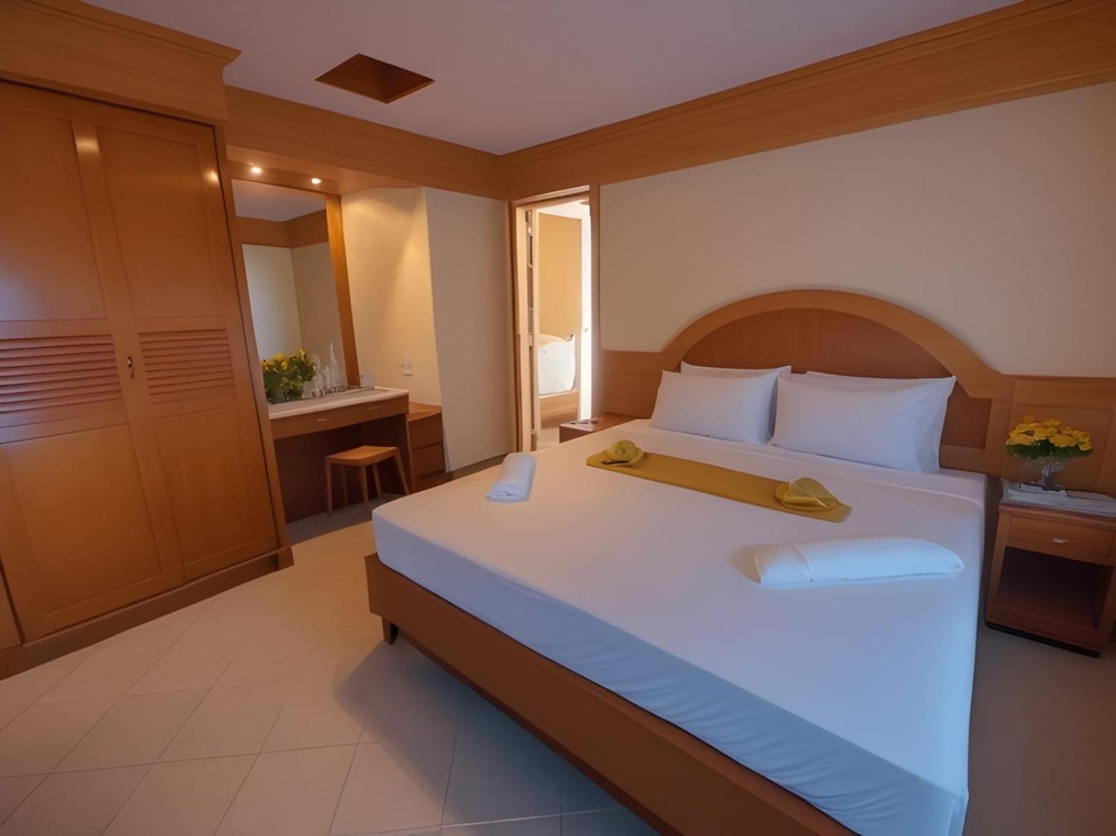 Hack Patong Beach Hotel Eksteriør billede
